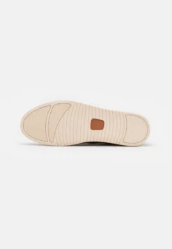 Clae Ellington Unisex - Zapatillas - Walrus -Fuerza PUMA 05590f81e7e74551b7552861b722f385 scaled