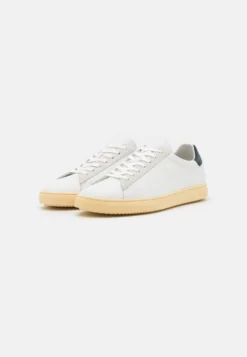 Clae Bradley California Unisex - Zapatillas - White/Navy/Vanilla -Fuerza PUMA 0a9a1d58c79a4fb7a939df62e43c1d5c scaled