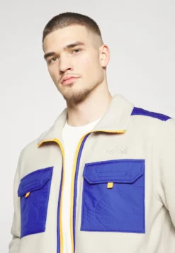 The North Face Royal Arch Jacket - Forro Polar - Sandstone/Lapis Blue/Cone Orange 9 The North Face Royal Arch Jacket - Forro Polar - Sandstone/Lapis Blue/Cone Orange -Fuerza PUMA 177550ee461444339673dc456166db4c scaled