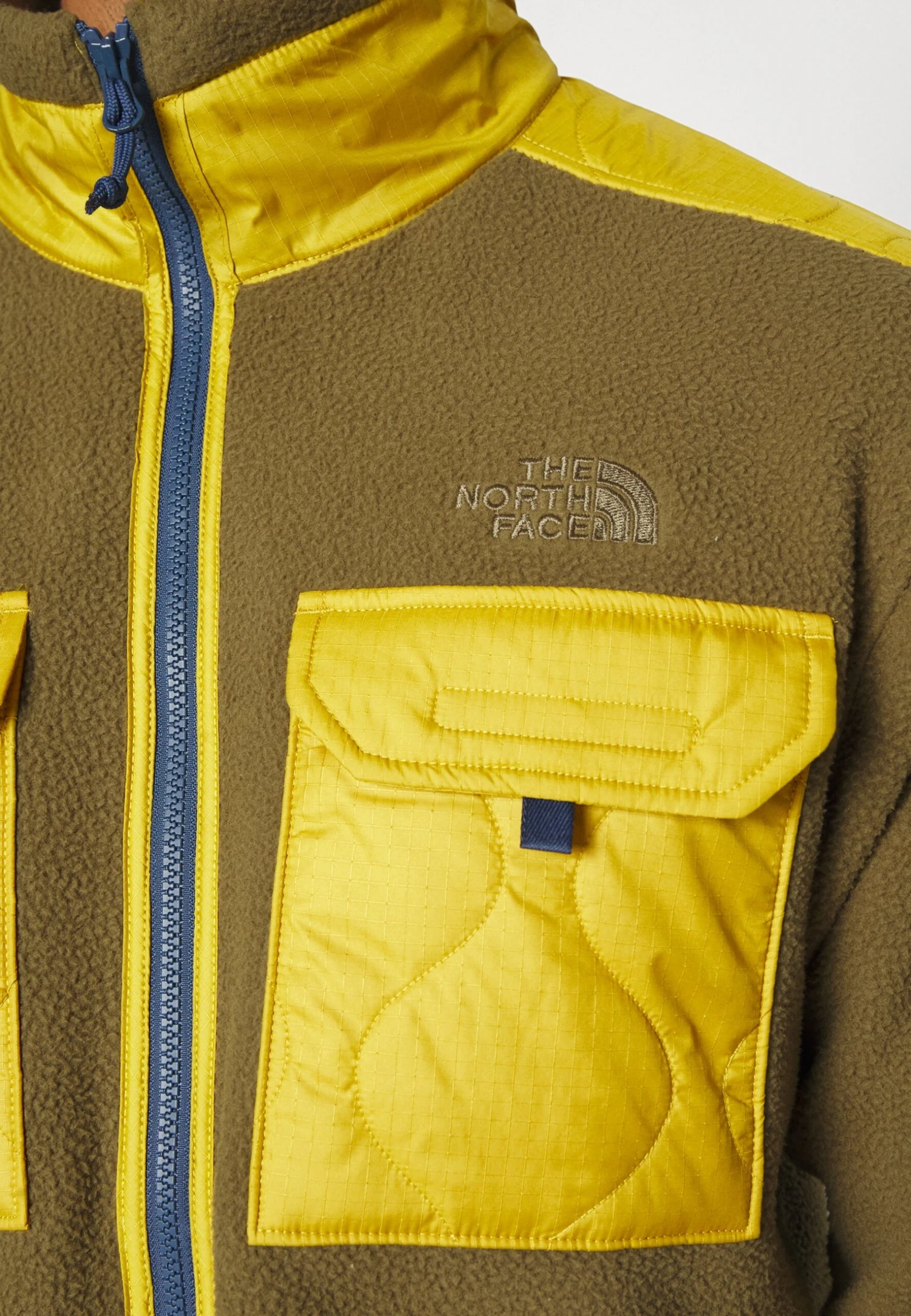 The North Face Royal Arch Jacket - Forro Polar - Military Olive/Mineral Gold/Shady Blue 4 The North Face Royal Arch Jacket - Forro Polar - Military Olive/Mineral Gold/Shady Blue - Imagen 4