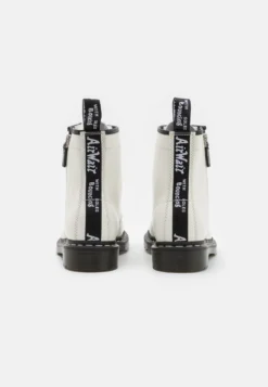 Dr. Martens 1460 Zipped- Botines Con Cordones - White Smooth -Fuerza PUMA 2114093f7b174a47b9a32e87b42cb7a5 scaled