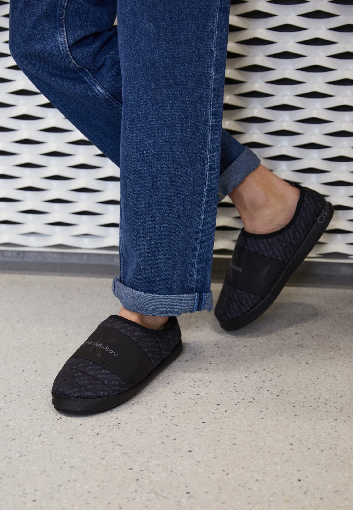 Calvin Klein Jeans Home Shoe Slipper - Pantuflas - Black 2 Calvin Klein Jeans Home Shoe Slipper - Pantuflas - Black - Imagen 2