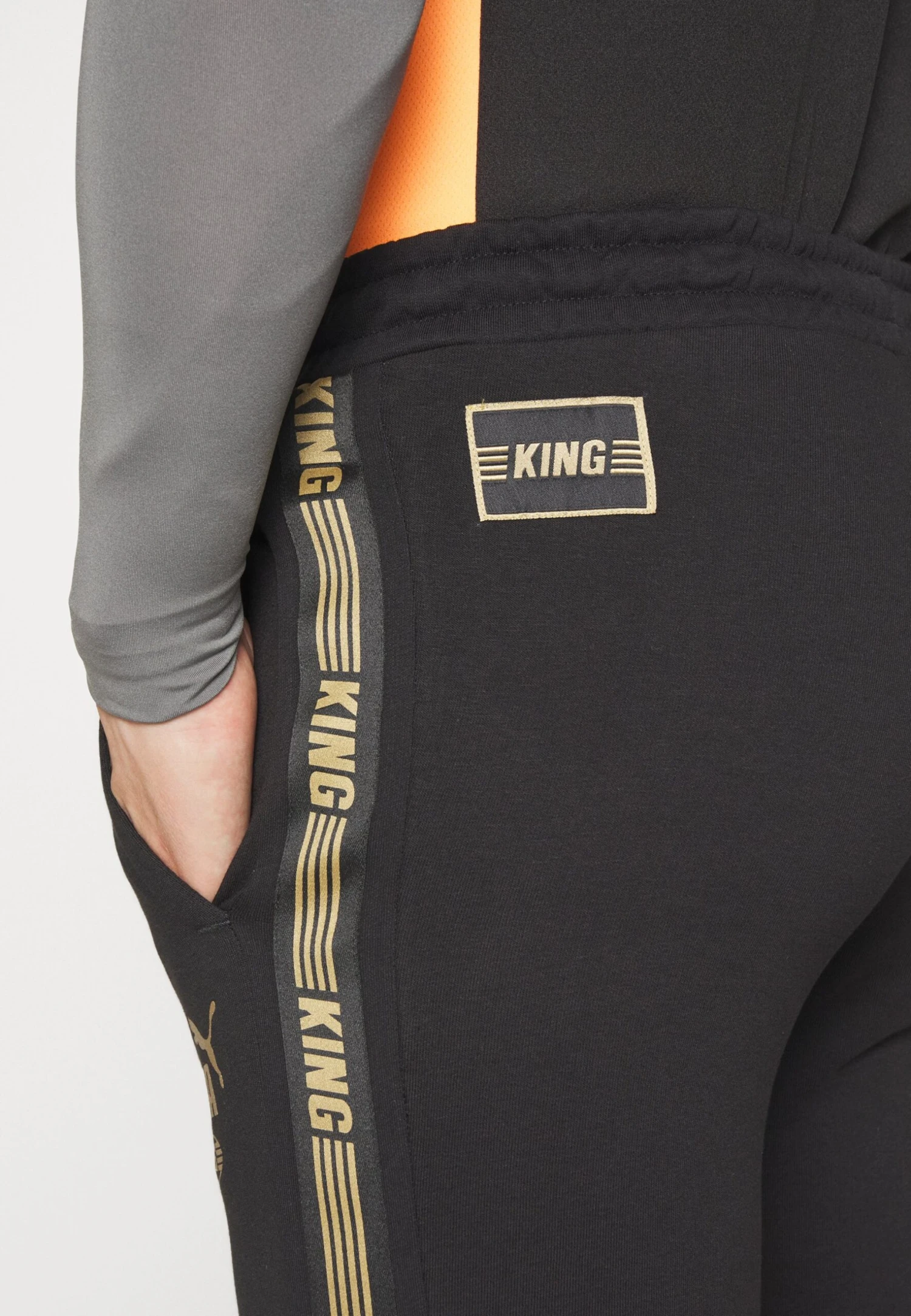 Puma King Pants - Pantalones Deportivos - Black 4 Puma King Pants - Pantalones Deportivos - Black - Imagen 4