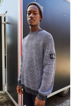 Calvin Klein Jeans Badge Plated Crew Neck - Jersey De Punto - Black/Bright White