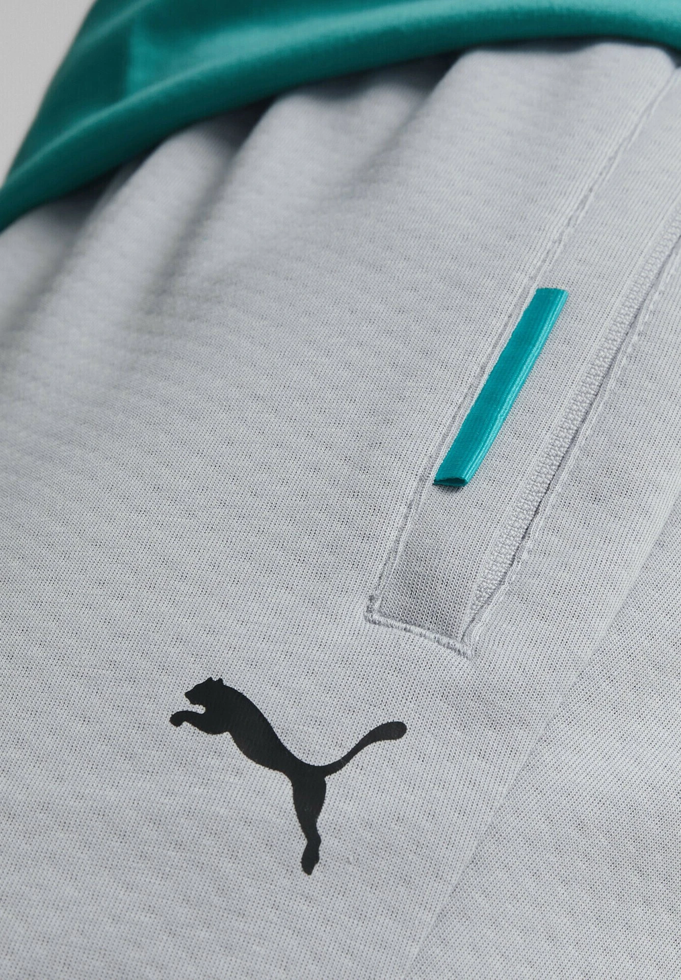 Puma Mercedes-Amg Petronas Motorsport Formel - Pantalones Deportivos - Grey 5 Puma Mercedes-Amg Petronas Motorsport Formel - Pantalones Deportivos - Grey - Imagen 5