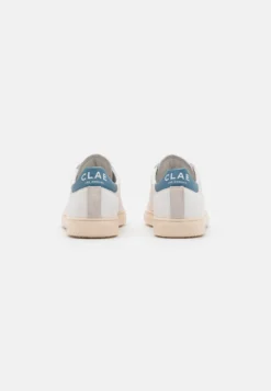 Clae Bradley California Unisex - Zapatillas - White /Stellar Blue 8 Clae Bradley California Unisex - Zapatillas - White /Stellar Blue -Fuerza PUMA 3e08d53b5b20486cb0b866367181f734 scaled