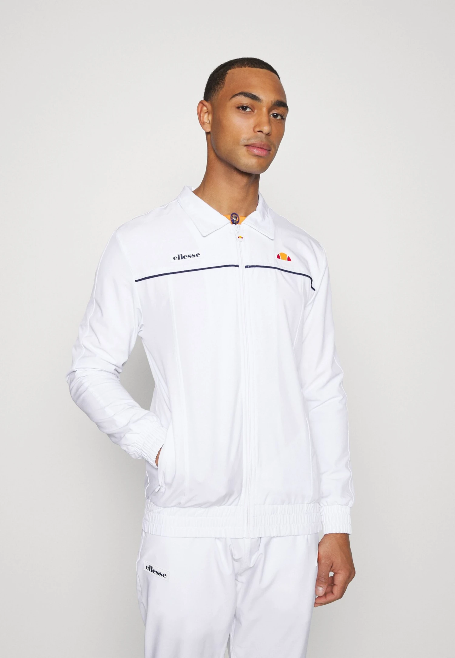 Ellesse Magnifico - Chaqueta De Entrenamiento - White 1 Ellesse Magnifico - Chaqueta De Entrenamiento - White
