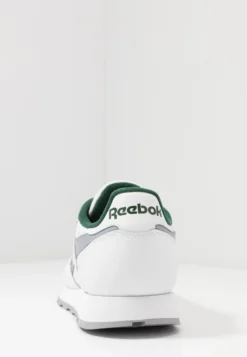 Reebok Classic Zapatillas - White/Collegiate Shadow/Utility Green -Fuerza PUMA 433083f6d9414dd5b0ed25c4ded2b559 scaled