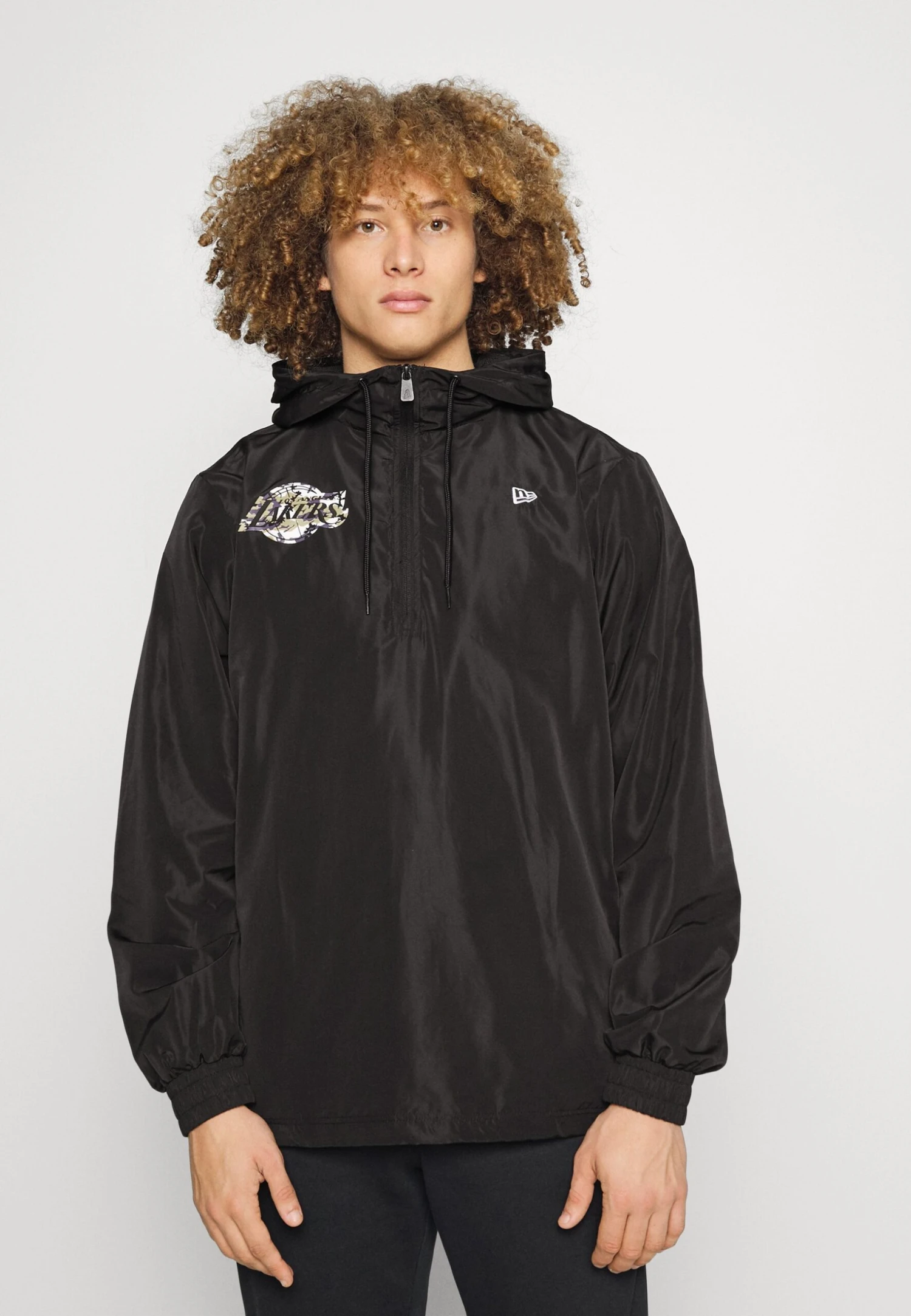 NEW ERA Nba Los Angeles Lakers Seasonal Infill Print - Equipación De Clubes - Black 1 NEW ERA Nba Los Angeles Lakers Seasonal Infill Print - Equipación De Clubes - Black