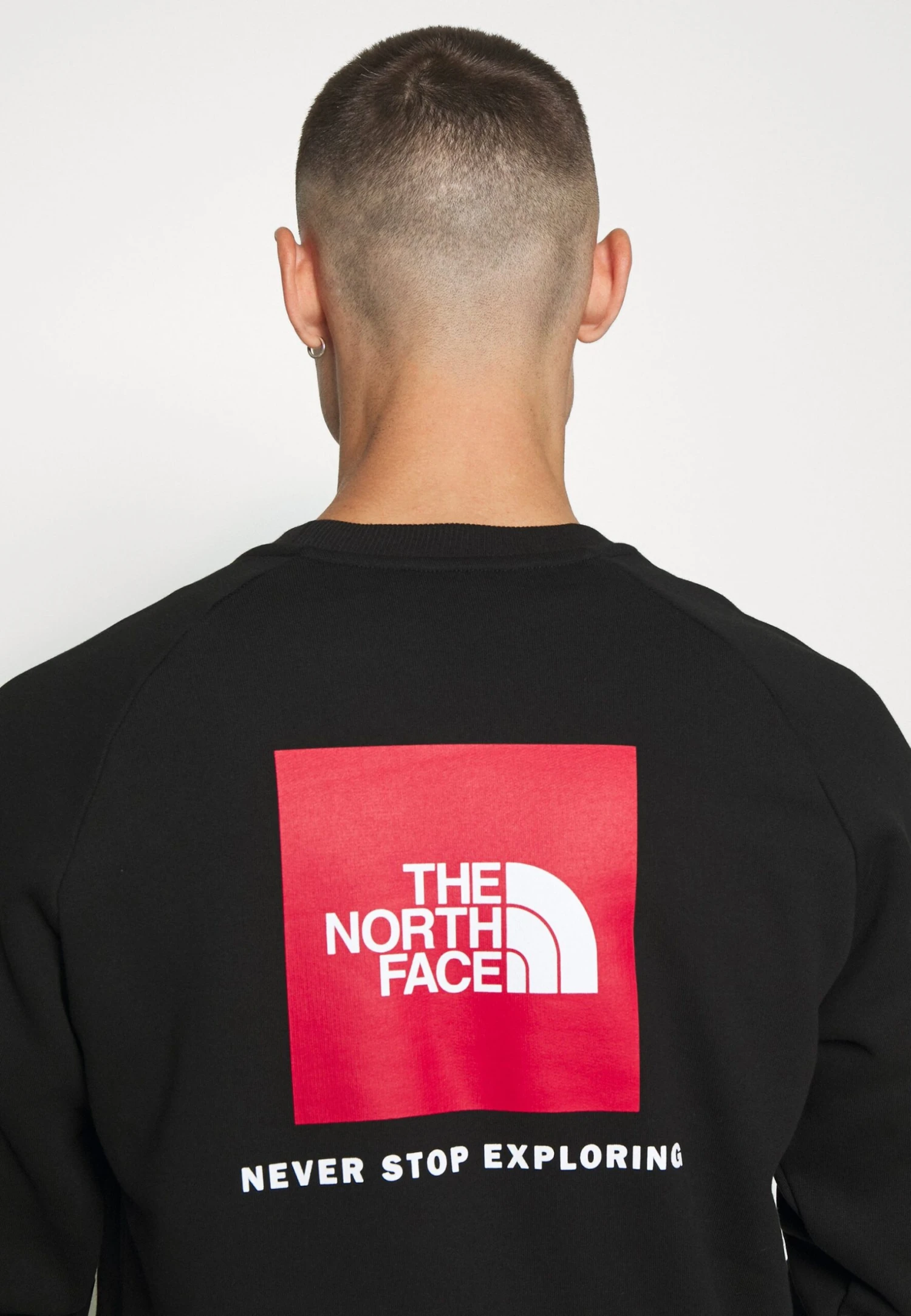 The North Face Raglan Redbox Crew - Sudadera - Black/Red 4 The North Face Raglan Redbox Crew - Sudadera - Black/Red - Imagen 4