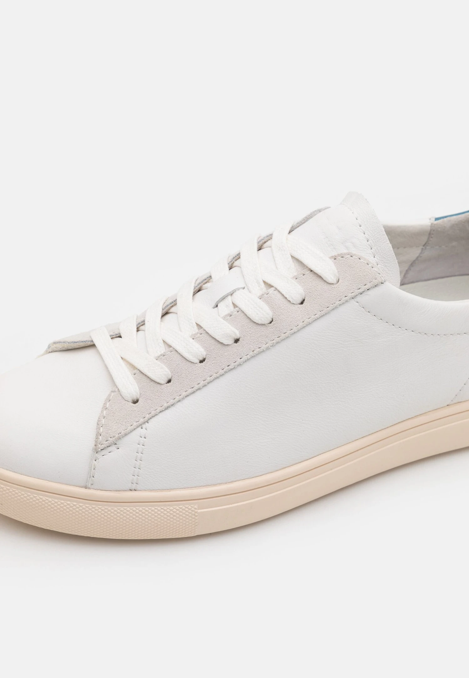 Clae Bradley California Unisex - Zapatillas - White /Stellar Blue 6 Clae Bradley California Unisex - Zapatillas - White /Stellar Blue - Imagen 6