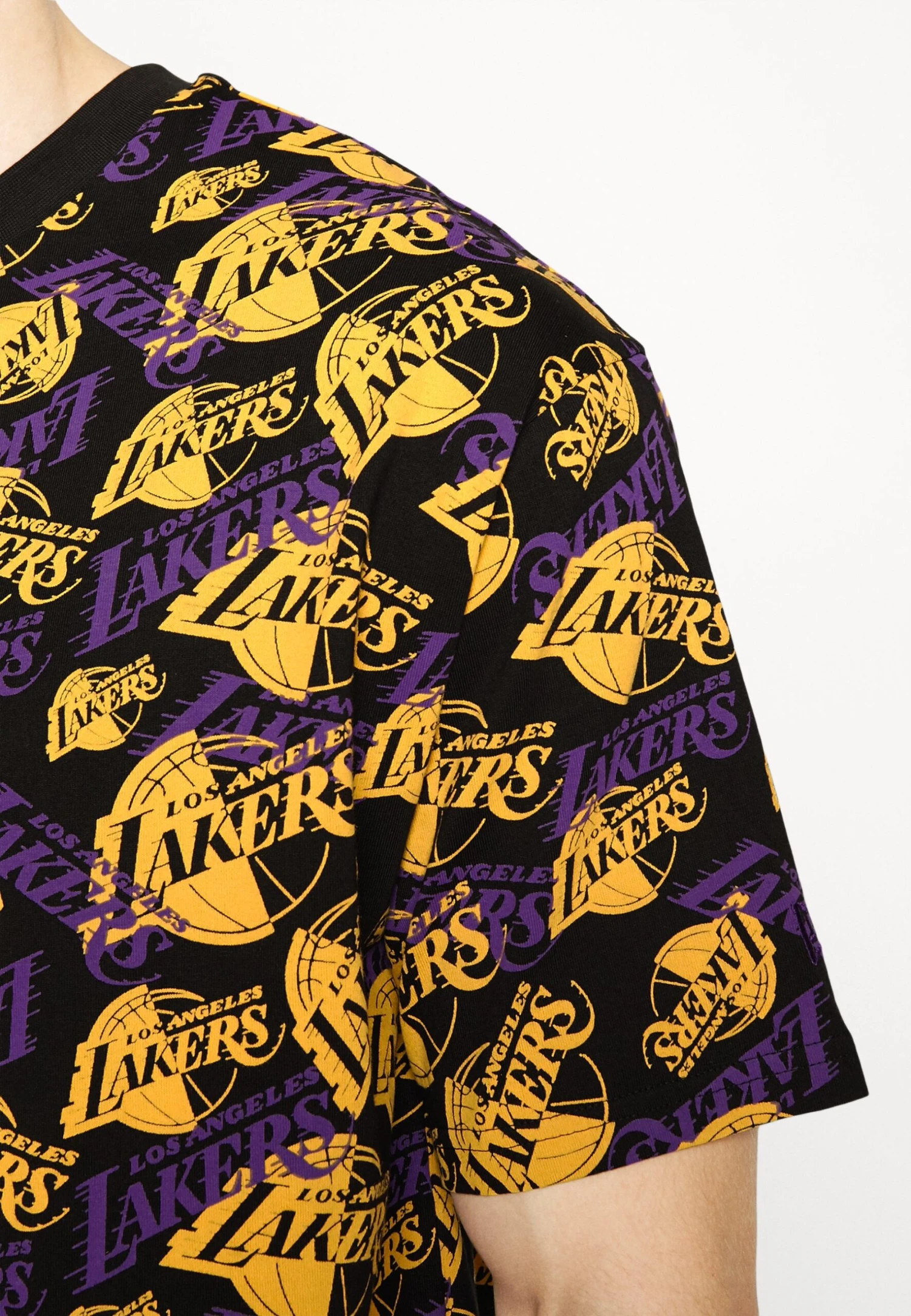 NEW ERA Nba Los Angeles Lakers Team Ovrszd Tee - Camiseta Nba - Black 6 NEW ERA Nba Los Angeles Lakers Team Ovrszd Tee - Camiseta Nba - Black - Imagen 6