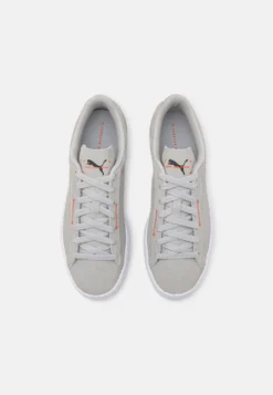 Puma Re:Collection Unisex - Zapatillas - Harbor Mist/White 9 Puma Re:Collection Unisex - Zapatillas - Harbor Mist/White -Fuerza PUMA 69bbfa1d77d84bcb8691e964b842265e scaled