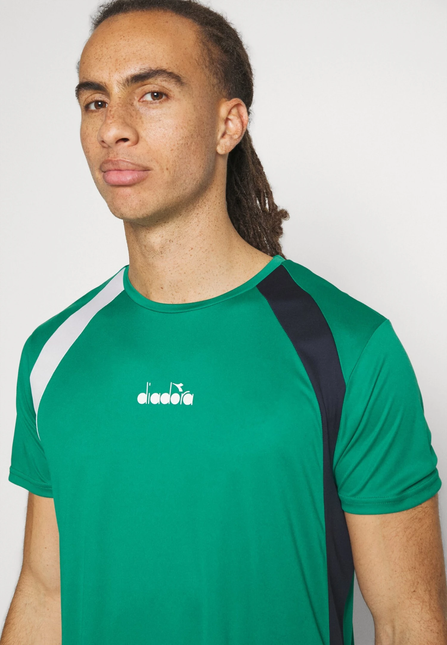 Diadora Camiseta Deportiva - Golf Green 5 Diadora Camiseta Deportiva - Golf Green - Imagen 5