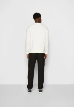 Crewneck - Sudadera - White -Fuerza PUMA 7034269c9d234344bcc9b1b92cd678b6 scaled