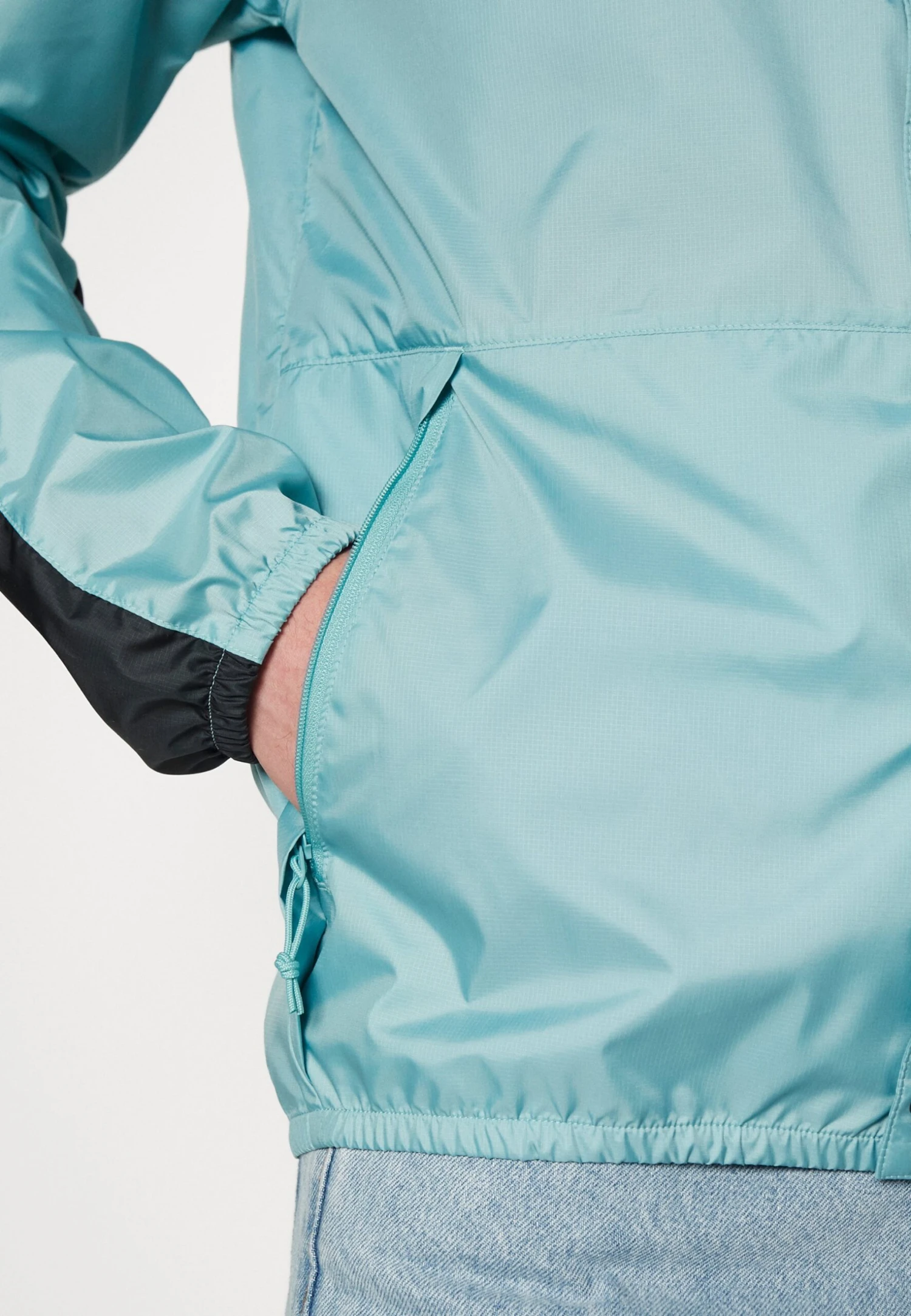 The North Face Seasonal - Cortaviento - Reef Waters 6 The North Face Seasonal - Cortaviento - Reef Waters - Imagen 6