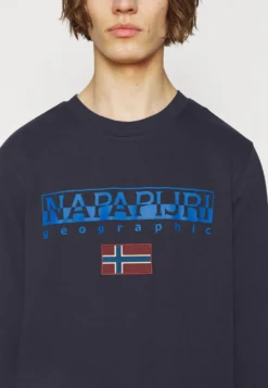 Napapijri Ayas - Sudadera - Blu Marine -Fuerza PUMA 7668ed239f4e436aa5f33bc26a84c3f9 scaled