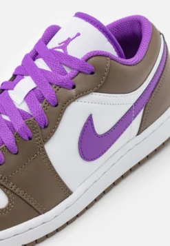 Air Jordan 1 - Zapatillas - Palomino/Wild Berry/White 11 Air Jordan 1 - Zapatillas - Palomino/Wild Berry/White -Fuerza PUMA 78d0688375c644d4b34dada6497708d2 scaled