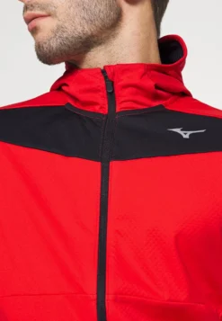 Mizuno Bt Jacket - Chaqueta De Running - Fiery Red 15 Mizuno Bt Jacket - Chaqueta De Running - Fiery Red -Fuerza PUMA 7fe6c420236d4c1dbfc13aa016078f18 scaled