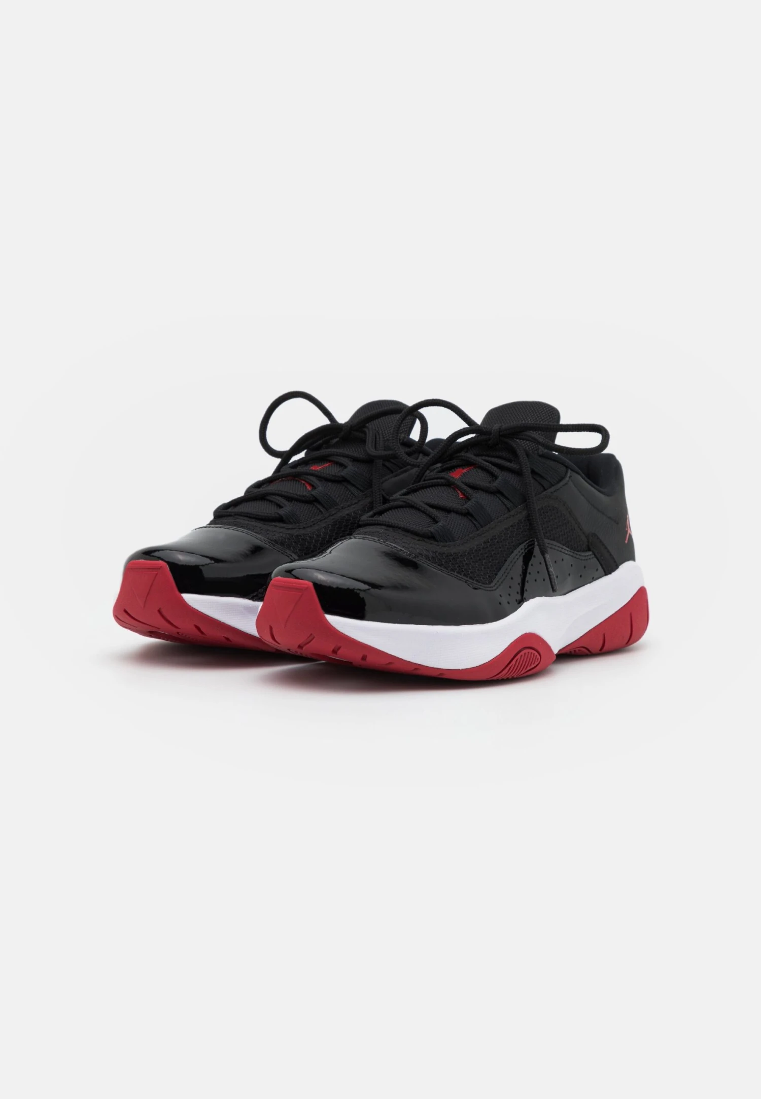 Air Jordan 11 Cmft Low V2 - Zapatillas - Black/White/Gym Red 2 Air Jordan 11 Cmft Low V2 - Zapatillas - Black/White/Gym Red - Imagen 2