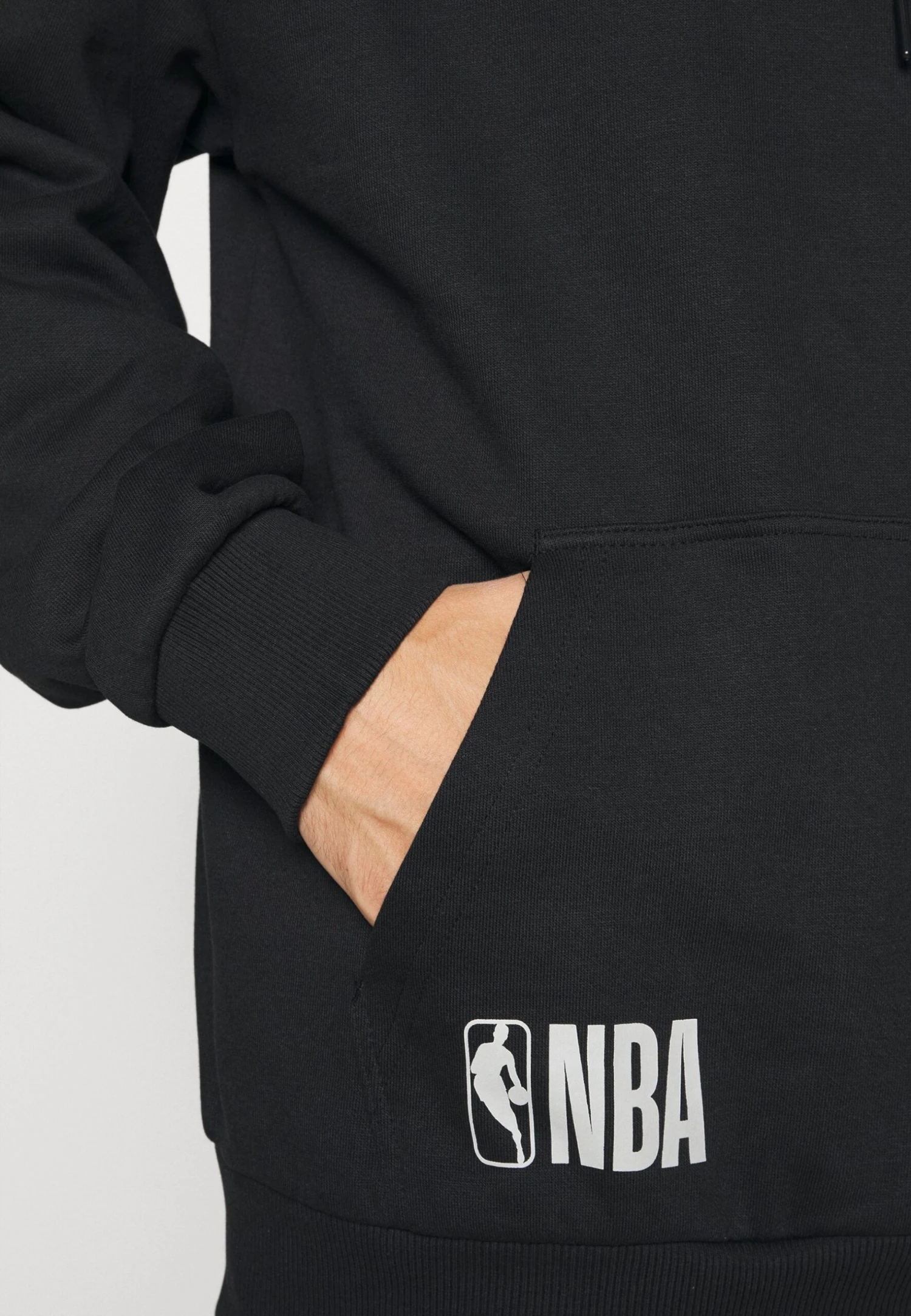 NEW ERA Nba Brooklyn Nets Half Logo Oversized Hoody - Jersey Con Capucha - Black 6 NEW ERA Nba Brooklyn Nets Half Logo Oversized Hoody - Jersey Con Capucha - Black - Imagen 6