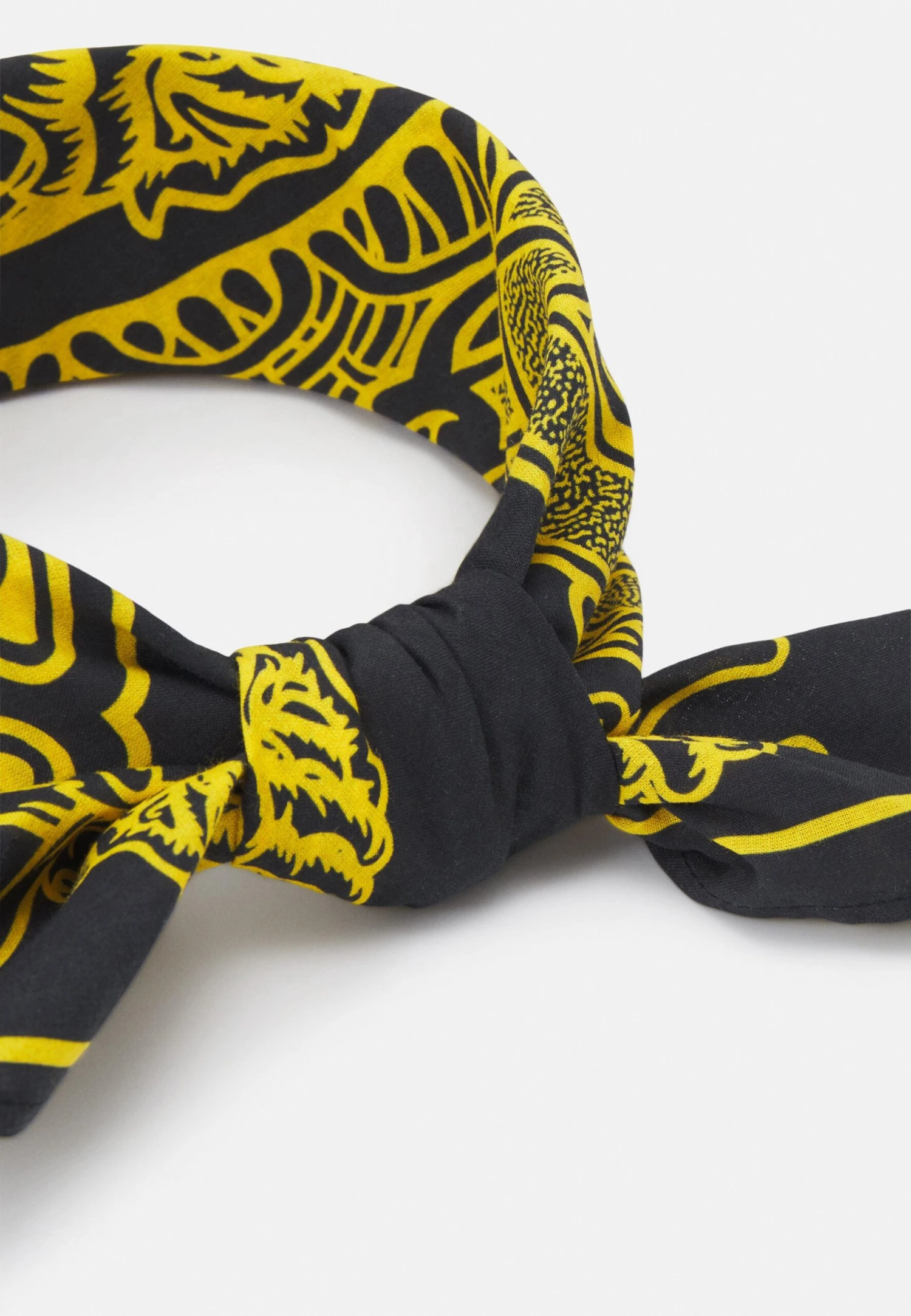 Santa Cruz Dressen Roses Mono Bandana Unisex - Pañuelo - Black 2 Santa Cruz Dressen Roses Mono Bandana Unisex - Pañuelo - Black - Imagen 2