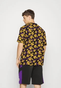 NEW ERA Nba Los Angeles Lakers Team Ovrszd Tee - Camiseta Nba - Black 8 NEW ERA Nba Los Angeles Lakers Team Ovrszd Tee - Camiseta Nba - Black -Fuerza PUMA 9b55f0cc2872486a972e0f2a10c39b24 scaled