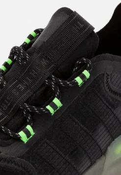 Adidas Originals Nmd V3 - Zapatillas - Core Black/Core Black/Signal Green -Fuerza PUMA 9c0a881ab518413fae3cbd8f4030ebb8 scaled