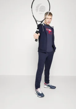 Fila Robin - Sudadera Con Cremallera - Navy -Fuerza PUMA 9ca89fc6af204585b9b57db8fc61c776 scaled