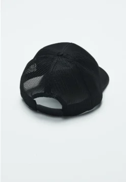 Pegador West Trucker Unisex - Gorra - Black 7 Pegador West Trucker Unisex - Gorra - Black -Fuerza PUMA a4fc86fe40044ad8939741a07abc34ee scaled