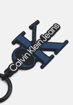 Calvin Klein Jeans Tagged Key Fob Unisex - Llavero - Black -Fuerza PUMA a68a6a42e11047f8affcebdda31b09bb scaled