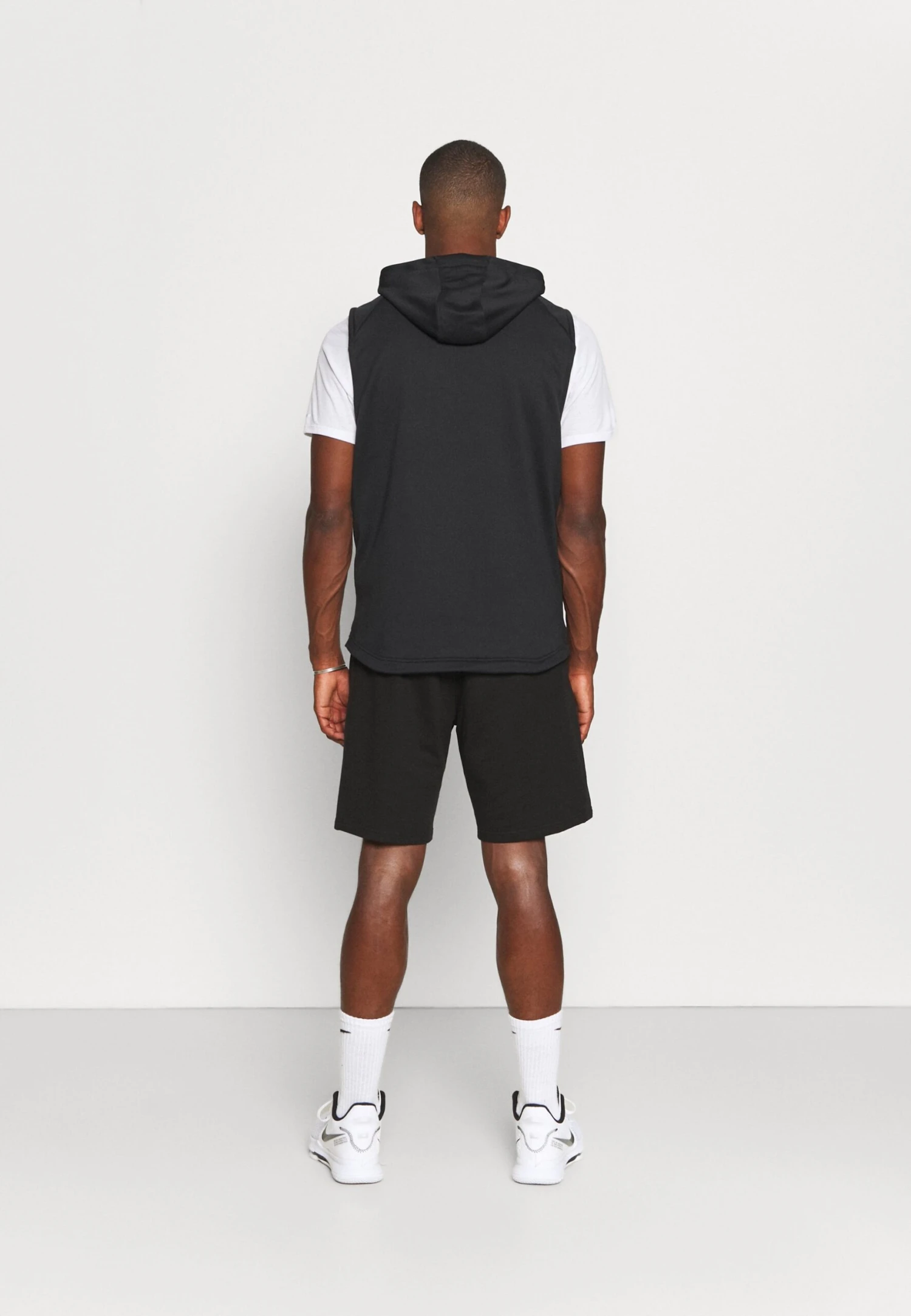 NEW ERA Nba Team Logo Short Los Angeles Lakers - Equipación De Clubes - Black 3 NEW ERA Nba Team Logo Short Los Angeles Lakers - Equipación De Clubes - Black - Imagen 3