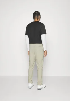 Puma Open Road Pants - Pantalones Deportivos - Pebble Gray 7 Puma Open Road Pants - Pantalones Deportivos - Pebble Gray -Fuerza PUMA ab311463163f4a03b9bd6fb05fc808fa scaled