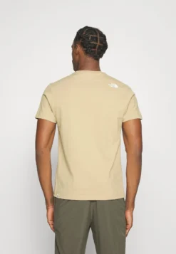 The North Face Berkeley California Pocket Tee- Camiseta Básica - Khaki Stone 9 The North Face Berkeley California Pocket Tee- Camiseta Básica - Khaki Stone -Fuerza PUMA aeff73e1fde649eaa59e55c66aebce9c scaled