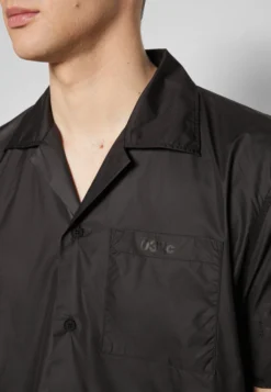 032c Bowling Shirt Unisex - Camisa - Black 13 032c Bowling Shirt Unisex - Camisa - Black -Fuerza PUMA b2dbeca77e5c4402bd7d1d5ba6be5d2b scaled