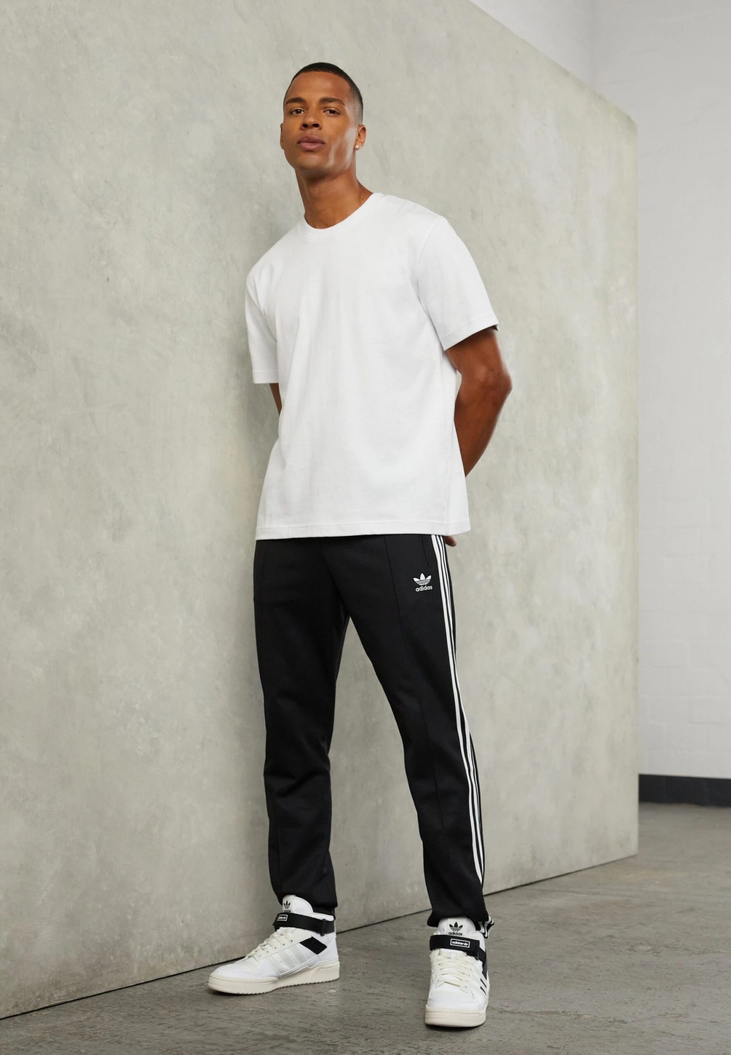 Adidas Originals Forum Mid Parley Unisex - Zapatillas Altas - White 3 Adidas Originals Forum Mid Parley Unisex - Zapatillas Altas - White - Imagen 3