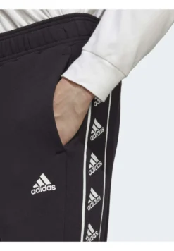 Adidas Sportswear Pantalones Deportivos - Black 7 Adidas Sportswear Pantalones Deportivos - Black -Fuerza PUMA b380ec4351ba4b26bc0bfbbb06f11939 scaled