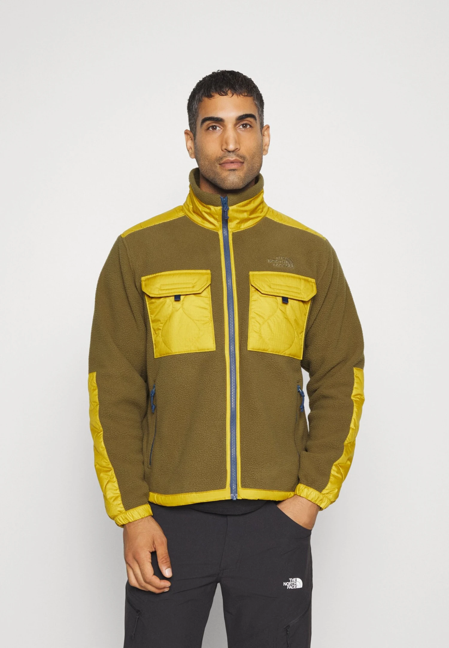 The North Face Royal Arch Jacket - Forro Polar - Military Olive/Mineral Gold/Shady Blue 1 The North Face Royal Arch Jacket - Forro Polar - Military Olive/Mineral Gold/Shady Blue