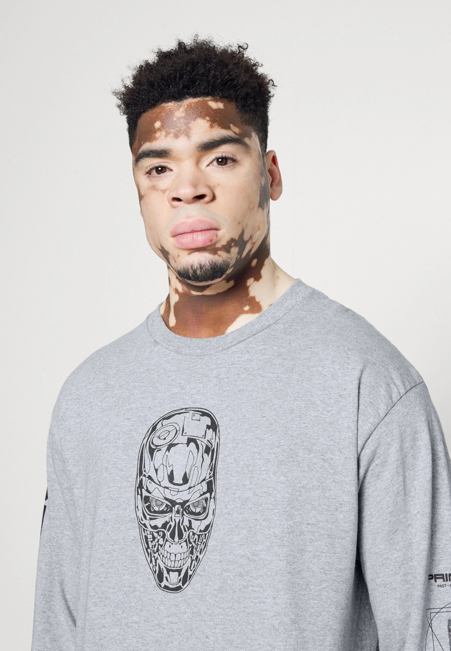 PRIMITIVE Terminator Skynet - Camiseta De Manga Larga - Heather Grey 4 PRIMITIVE Terminator Skynet - Camiseta De Manga Larga - Heather Grey - Imagen 4