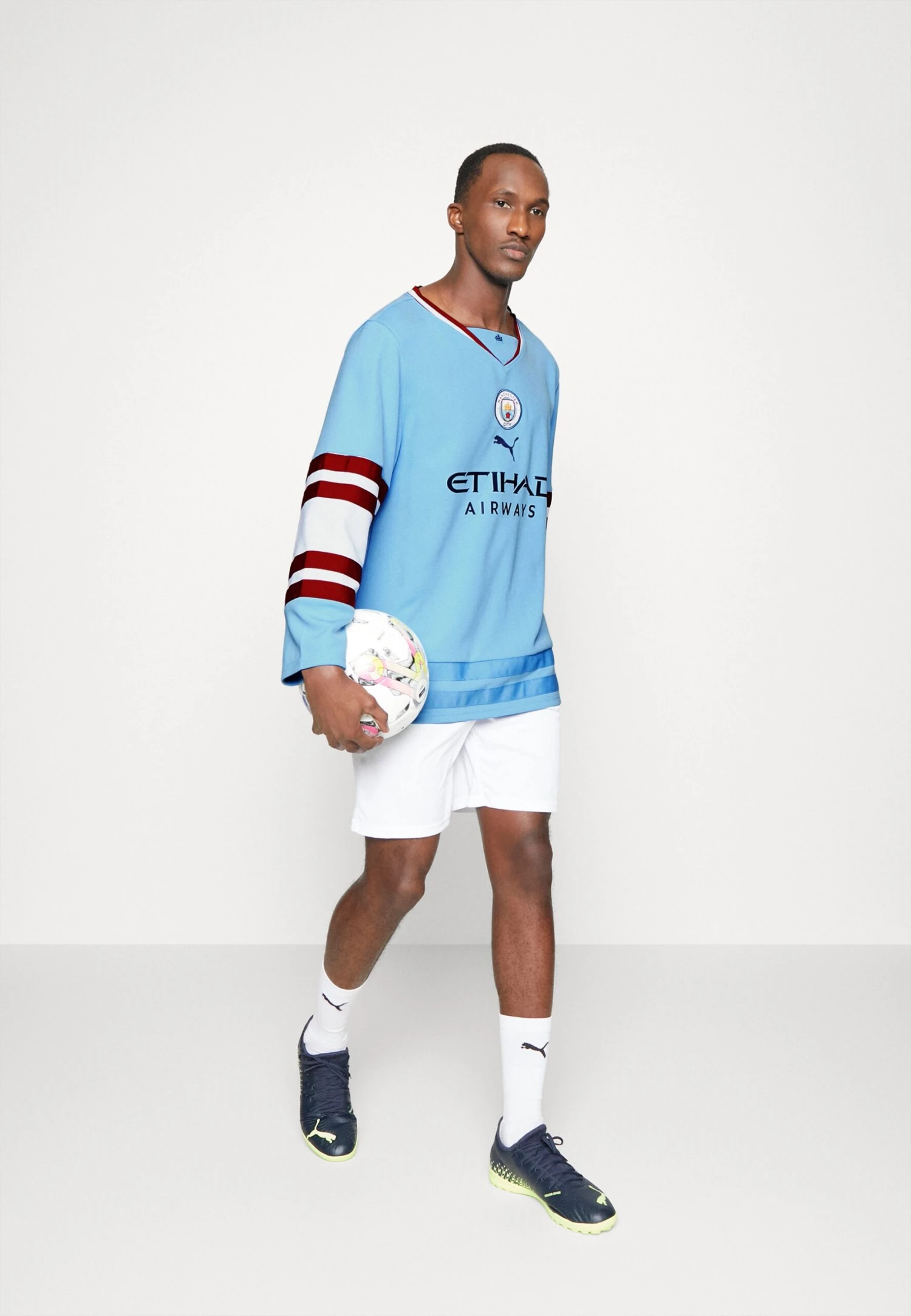 Puma Manchester City Oversize Winter - Equipación De Clubes - Team Light Blue/White 2 Puma Manchester City Oversize Winter - Equipación De Clubes - Team Light Blue/White - Imagen 2