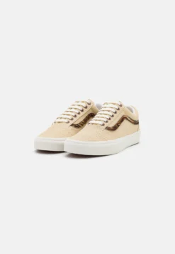 Vans Old Skool Unisex - Zapatillas - Creme -Fuerza PUMA c35c8daa1d8a46c3bf4b40add1c7b400 scaled