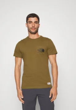 The North Face Berkeley California Pocket Tee- Camiseta Básica - Military Olive