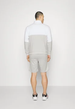 Ellesse Liberti - Pantalón Corto De Deporte - Grey 7 Ellesse Liberti - Pantalón Corto De Deporte - Grey -Fuerza PUMA d1e88073b41c49b0bc442bf4fd5eacb1 scaled