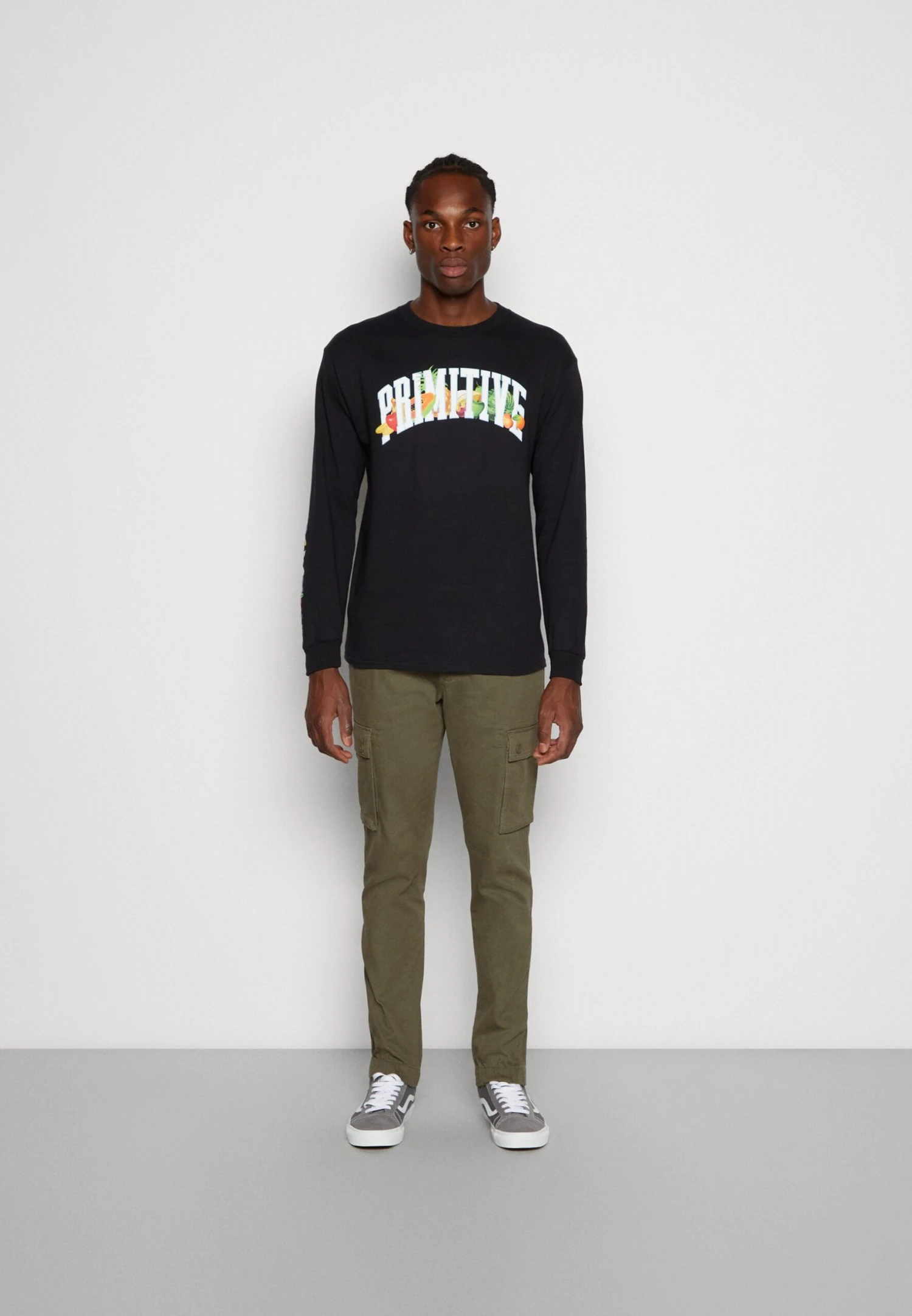 PRIMITIVE Vitamins - Camiseta De Manga Larga - Black 2 PRIMITIVE Vitamins - Camiseta De Manga Larga - Black - Imagen 2