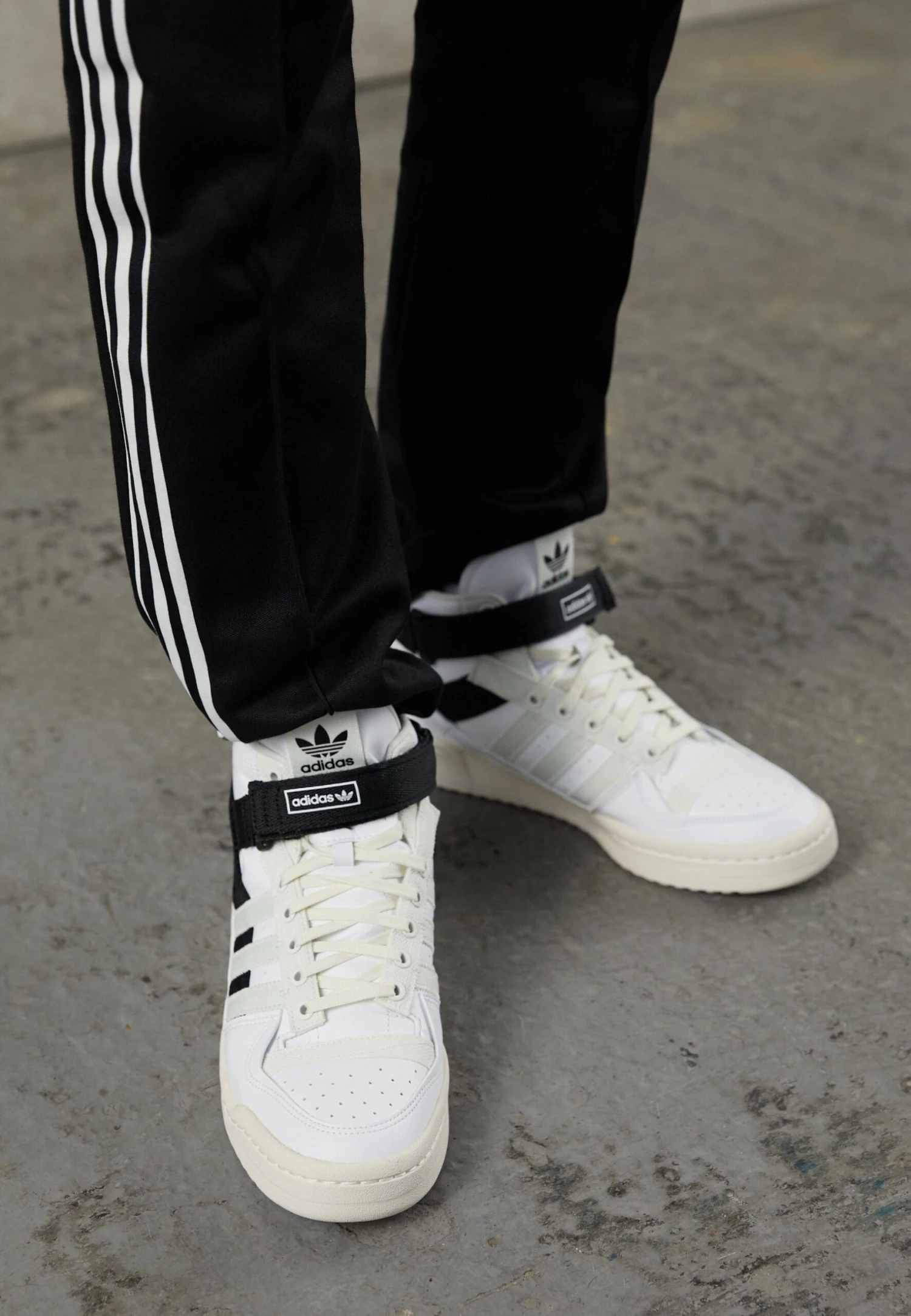 Adidas Originals Forum Mid Parley Unisex - Zapatillas Altas - White 2 Adidas Originals Forum Mid Parley Unisex - Zapatillas Altas - White - Imagen 2