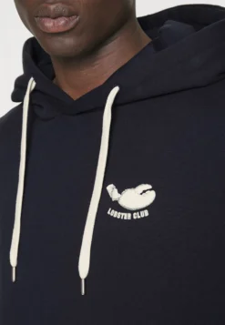 Libertine-Libertine Copeland- Jersey Con Capucha - Dark Navy -Fuerza PUMA dc58e4b97c5c4ad4afc01b306febce36 scaled