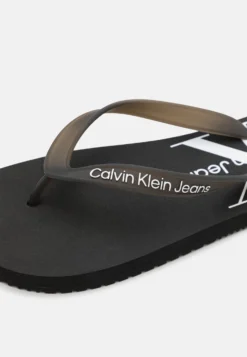 Calvin Klein Jeans Beach Monogram- Sandalias De Dedo - Black 11 Calvin Klein Jeans Beach Monogram- Sandalias De Dedo - Black -Fuerza PUMA dd4af3db50be4581b6c7c6500b6d9c72 scaled