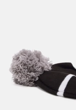 NEW ERA Jake Cuff Beanie Unisex - Gorro - Black 6 NEW ERA Jake Cuff Beanie Unisex - Gorro - Black -Fuerza PUMA dd51982cb98745a4a4b201e2020a67cc scaled