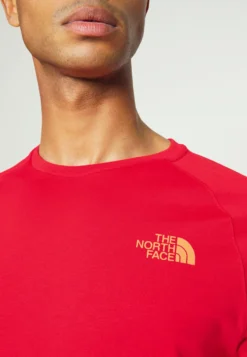 The North Face Tee - Camiseta Estampada - Horizon Red -Fuerza PUMA df49f9610b044a2491e777000f975317 scaled