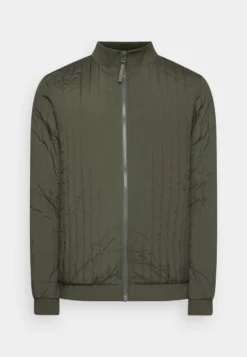 Rains Liner High Neck Jacket Unisex - Chaqueta De Entretiempo -Green 10 Rains Liner High Neck Jacket Unisex - Chaqueta De Entretiempo -Green -Fuerza PUMA e8b648ea22b8489a894ad756769b1882 scaled